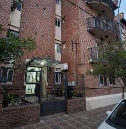 Departamento · 68m² · 4 Ambientes · Departamento en Alberdi