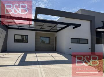 Casa · 118m² · 4 Ambientes · 2 Cocheras · Alquiler, Casa Planta Baja 3 Dorm, 2 Baños Completos Docta