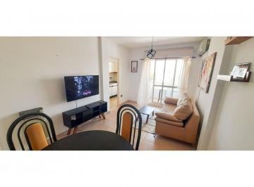Departamento · 40m² · 2 Ambientes · Un Dormitorio, Muy Amplio con Balcón, Ventilación Cruzada