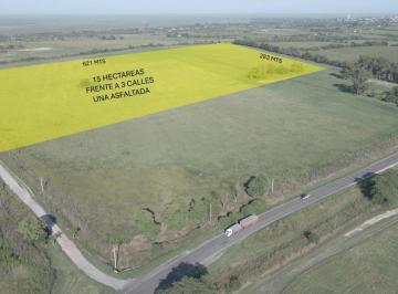 Terreno · 150000m² · Excelente Terreno de 15 Has, con Posibilidades de Desarrollo o Loteo. Zona Termas, Sobre Asfalto