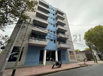 Departamento · 46m² · 2 Ambientes · Alquiler Departamento 2 Ambientes en Tigre Centro con Balcon