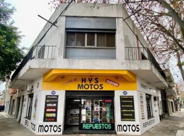 Local comercial · 354ha · 1 Cochera · Esquina en Venta Casa Locales Departamento Cochera