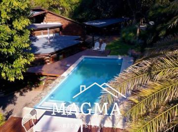 Casa de 10 ambientes, Córdoba · Casa Única en Venta en Las Delicias!