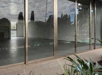 Oficina comercial de 1 ambiente, La Plata · Oficina Comercial de 99 m² en Alquiler en Gorina