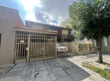 Casa de 3 ambientes, La Matanza · Duplex en Venta. San Justo. 3 Amb. Cochera, Fondo. Apto Crédito.