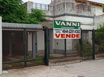 Casa de 3 ambientes, Liniers · Casa en Venta de 3 Ambientes con Garage y Terraza Libre.