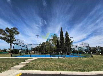 Cancha paddle · Terreno Lote en Venta en Santa Sofía, Pilar del Este, Pilar
