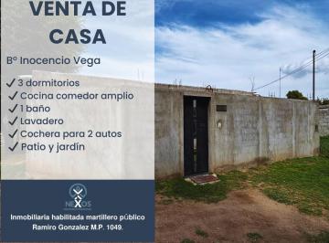Casa · 225m² · 5 Ambientes · 2 Cocheras · Casa en Venta B° Inocencio Vega