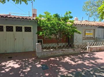 Casa · 160m² · 2 Ambientes · 1 Cochera · Casa en Bº San Ignacio Más Departamento