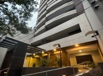Departamento de 6 ambientes, San Miguel de Tucumán · Venta Depto de Jerarquic C/cochera y Baulera, Muñecas 775, a m de Plaza Urquiza