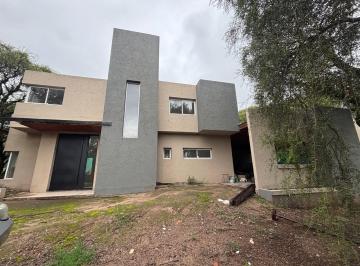 Foto · Casa en Venta en Barrio El Bosque a Estrenar