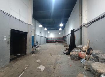 Bodega-Galpón · 670m² · Depósito/fabrica en Caballito Norte