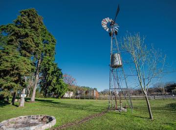 Campo · 246m² · 8 Ambientes · Quinta en Venta, 6 Dorm. en Baradero