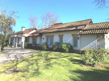 Casa de 5 ambientes, Luján · Oportunidad