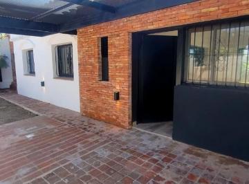 Casa · 110m² · 6 Ambientes · 1 Cochera · Casa Reciclada a Nueva en Villa Marta | 3 Dorm + Patio y Asador | Apta Crédito