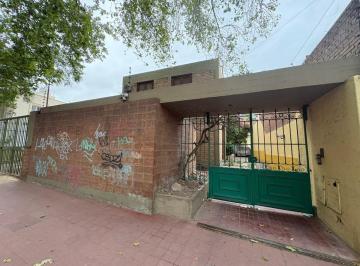 Casa de 8 ambientes, Ciudad de Mendoza · Casa en Alquiler en Quinta Sección