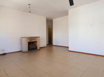 Departamento · 76m² · 5 Ambientes · Departamento de 3 Dorm. en Venta en El Centro de La Ciudad