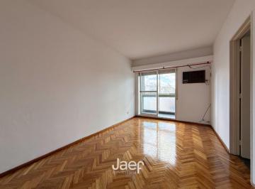 Departamento de 3 ambientes, Rosario · Cómodo 2 Dorm. con Doble Balcón en El Centro