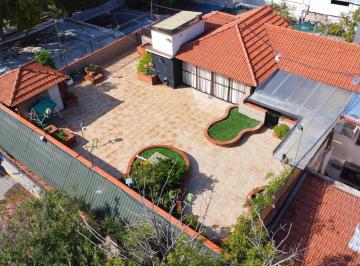 Departamento de 8 ambientes, Ciudad de Mendoza · Departamento en Venta, Ciudad, Mendoza.
