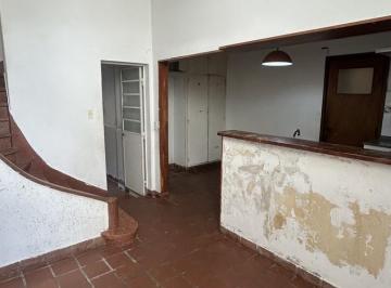 Casa · 120m² · 4 Ambientes · 1 Cochera · Mariano Moreno Al 1075 - Muy Linda Casa en La Lucila en Venta