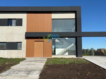 Casa · 222m² · 5 Ambientes · 2 Cocheras · Casa en Venta en San Sebastian - Area 7, San Sebastian, Escobar