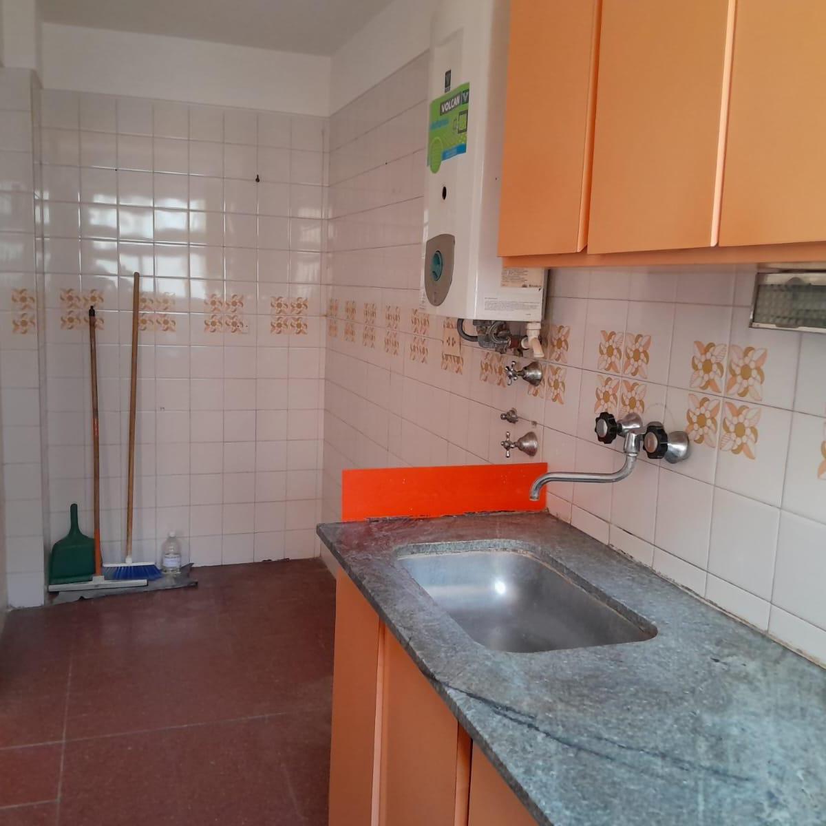 Depto 2 amb, 34m² apto crédito — Centro