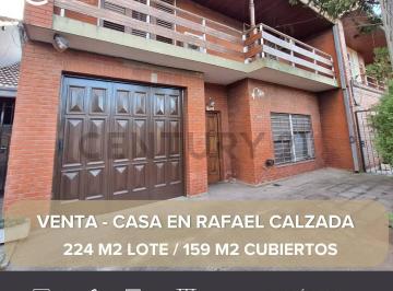Casa · 159m² · 4 Ambientes · 1 Cochera · Casa en Venta Almirante Brown Calzada 3 Dorm.