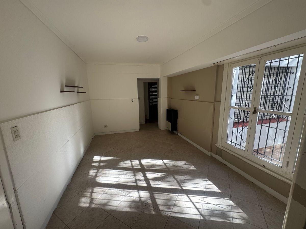 Depto 3 amb, 62m² con 2 patios — San Juan