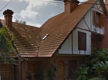 Casa de 6 ambientes, Vicente López · Chalet 2 Plantas a 2 Cuadras Libertador en Zona Muy Tranquila