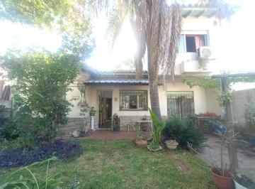 Casa · 191m² · 5 Ambientes · 8 Cocheras · Casa en Venta Castelar
