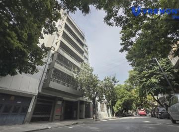Departamento · 34m² · 1 Ambiente · Quito 3700 - Venta Departamento Monoambiente con Balcón Contrafrente y Pileta en Almagro.