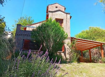 Casa de 2 ambientes, Mendiolaza · Casa con 90 m² Cubiertos con 1 Dormitorio 1 Baño en Alquiler en Mendiolaza Centro