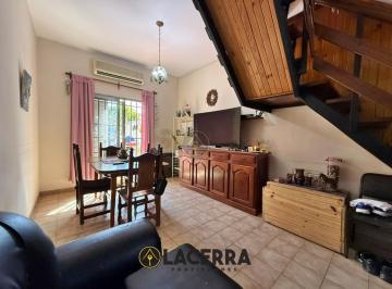 Casa · 296m² · 5 Ambientes · 2 Cocheras · Venta de Casa con Galpón/multifamiliar en Villa Ballester/chilavert