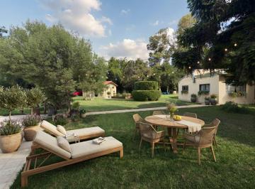 Casa de 4 ambientes, Moreno · Quinta Venta La Reja, 1900 m², Martínez de Hoz 3000, 2 Casas, Pileta, Gran Parque