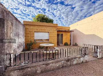 Casa · 82m² · 4 Ambientes · Casa a Refaccionar - Usd 55.000