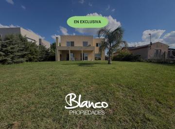 Casa · 190m² · 4 Ambientes · 1 Cochera · Casa en Venta en El Cantón, Barrio Golf, Escobar, G. B. a. Zona Norte