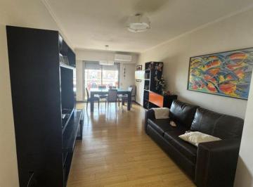 Departamento de 1 ambiente, Rosario · Departamento Semipiso en Venta – Santiago 1631 | Piso Alto con Ventilación Cruzada