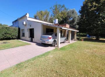 Casa · 135m² · 5 Ambientes · 1 Cochera · Casa en Venta en Monte Grande
