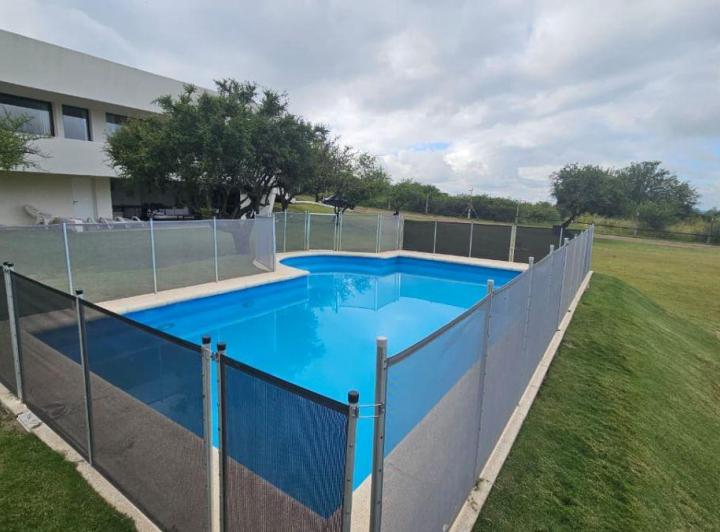 Casa · 150m² · 6 Ambientes · 1 Cochera