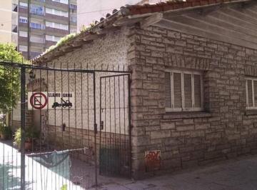 Casa · 180m² · 5 Ambientes · 2 Cocheras · Vendo Chalet a Demoler Como Lote - Ideal Para Edificio - Atencion Emprendedores - Macrocentro