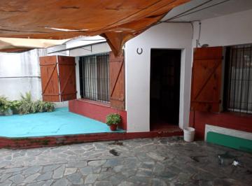 PH · 97m² · 3 Ambientes · PH en Alquiler en Jose León Suarez