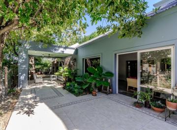 CNC-CNC-252_2 · Venta Casa Azul en Barrio Cerrado Tortugas Chico Pilar