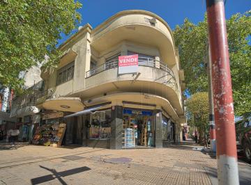 Edificio · 600m² · 2 Cocheras · Edificio Comercial de Categoria en Esquina