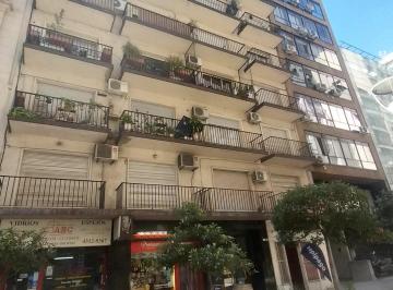 Departamento de 3 ambientes, Centro / Microcentro · Excelente Departamento Tres Ambientes, en Maipú Al 800 8°
