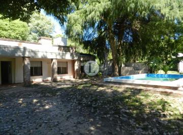 Casa de 4 ambientes, Sauce Viejo · Venta Casa con Pileta en Sauce Viejo