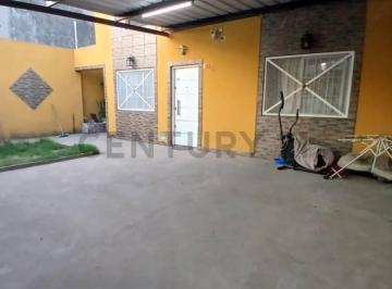 Casa · 85m² · 3 Ambientes · 2 Cocheras · Venta Casa S. F. Solano