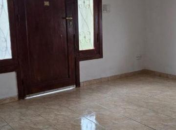 Casa en Venta de 3 ambientes La Tablada · Casa 3amb C/ Fondo Libre, Quincho y Piscina