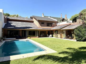 Casa · 432m² · 4 Ambientes · 3 Cocheras · Hermosa Casa 4 Ambientes en El Corazón de Belgrano R