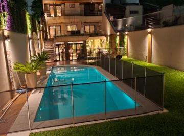 Casa de 5 ambientes, Versalles · Casa de 5 Ambientes con Dependencia de Servicio en Venta