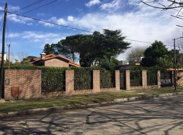 Casa de 4 ambientes, La Plata · Casa en Venta en 489 Entre 18 y 20
